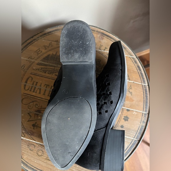 Expression ankle boot. Sz 9 - Picture 9 of 11